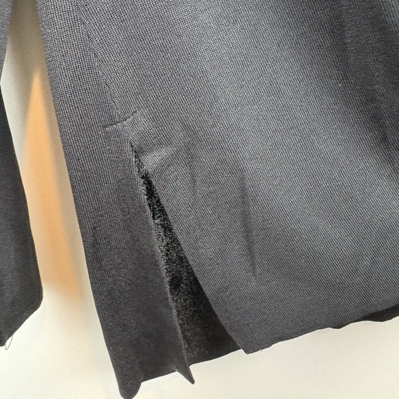 Exclusively Misook Black Turtleneck Classic Tunic 100% Acrylic Petite Size Small - Picture 6 of 6